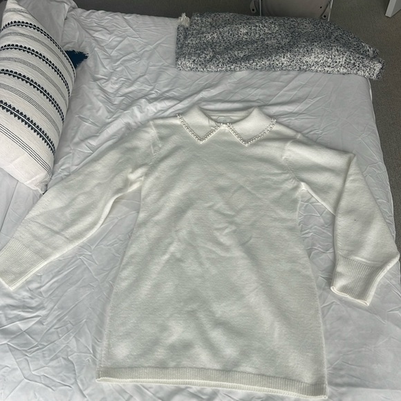 H&M Sweater Dress with Pearl Collar - Picture 1 of 4